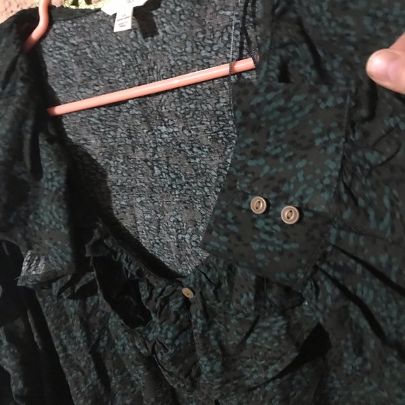 Women 16W-18W 1X Ruffle Top Botany Green Floral Terra & Sky 52 cotton 48 rayon - Picture 4 of 10